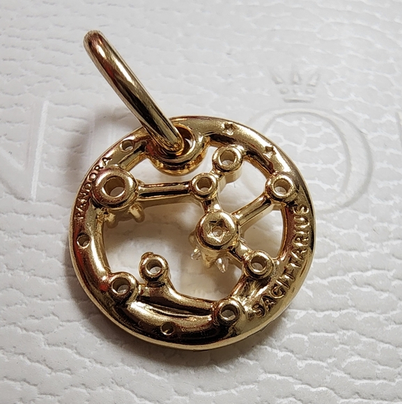 Pandora Sagittarius Zodiac Dangle Charm - Picture 4 of 8